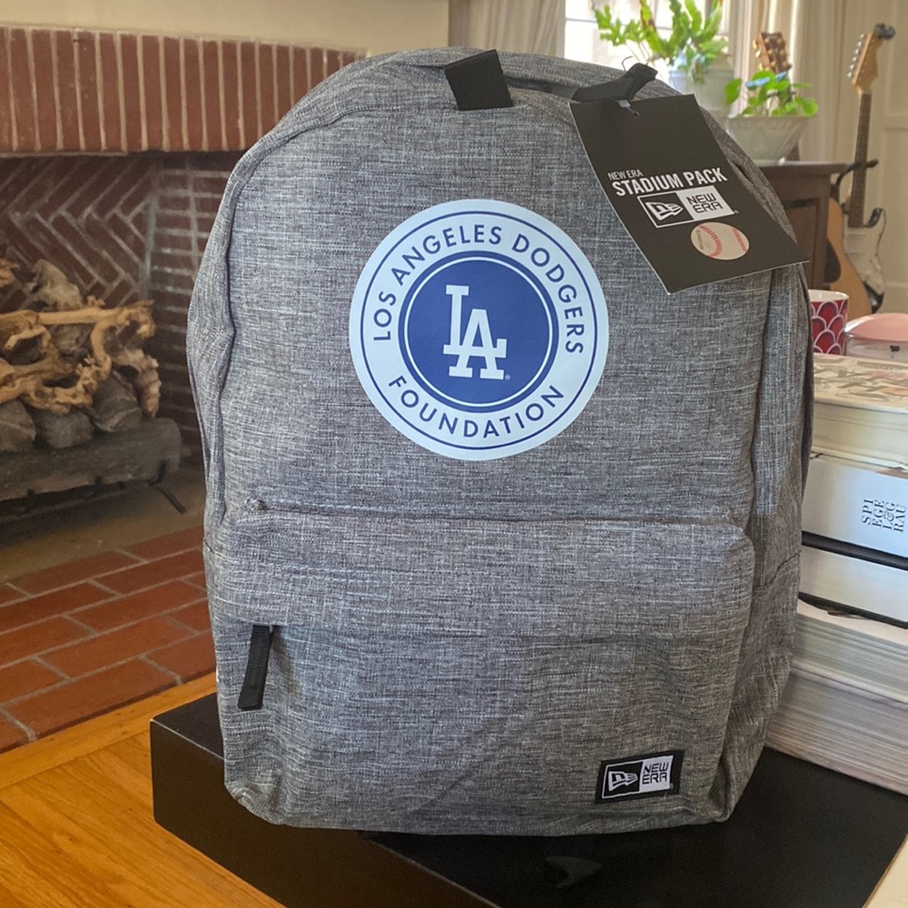 Dodgers Swag Bag Comes with T-Shirt, Snow Globe, Lakers Travel Kit , Backpack!!